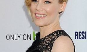 Elizabeth Banks Wore Jack Vartanian at Hulu's Resident Advisors Premiere