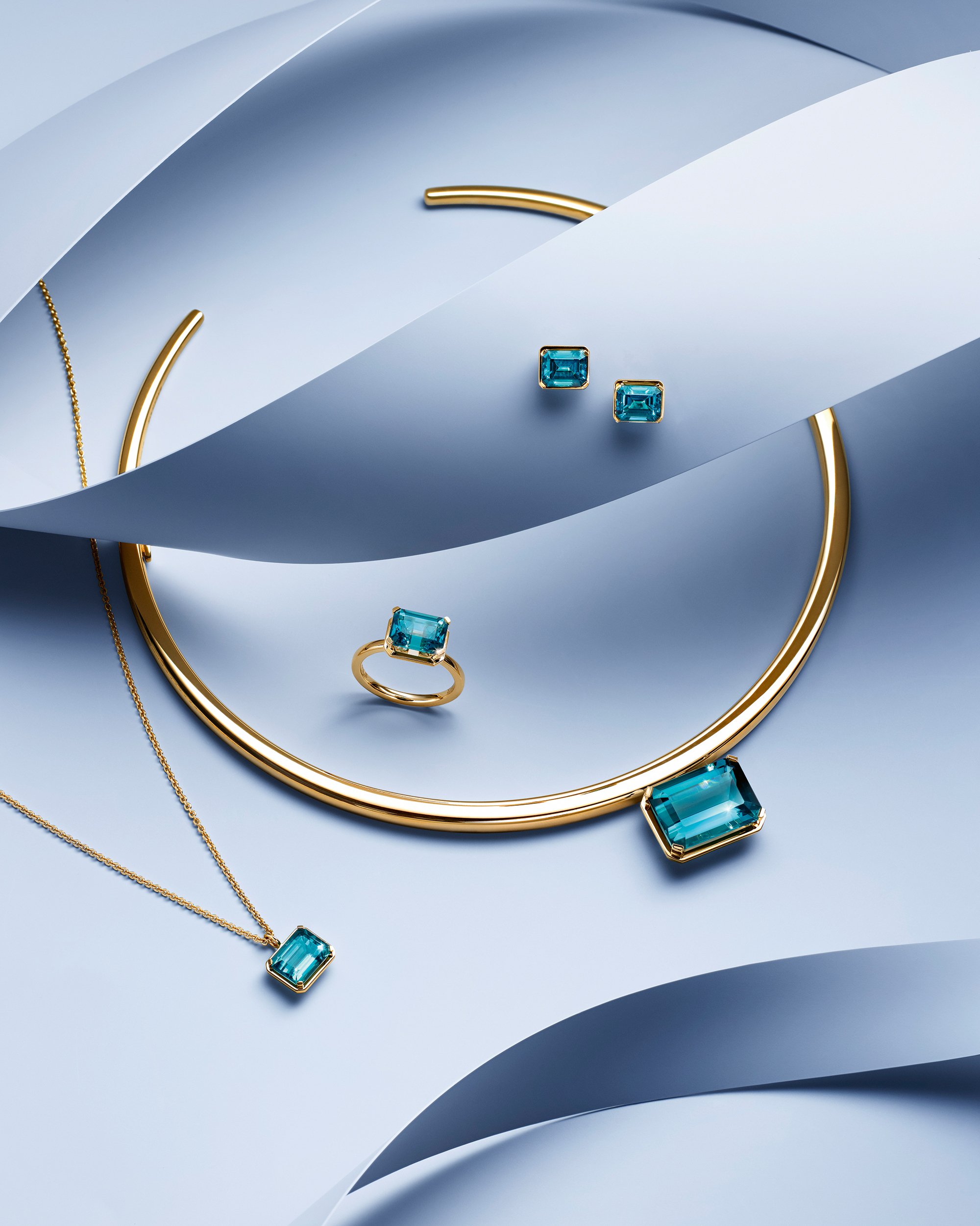 Bucherer Fine Jewellery – The blue path collection: Timeless creations in bright indigo blue 