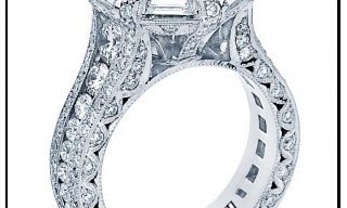 Tacori launches “RoyalT” engagement rings
