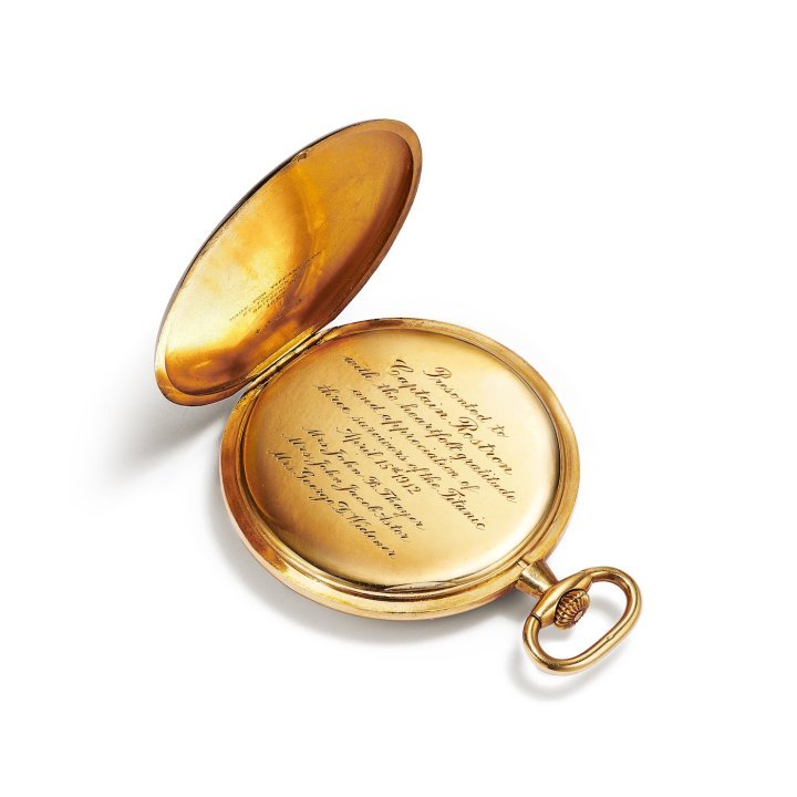 Tiffany & Co. has announced the acquisition of a historical pocket watch dating from1912. Bought at an auction in the UK for 1.97 million dollars, this 18-carat gold pocket watch is the most expensive collector's item linked to the Titanic ever sold.