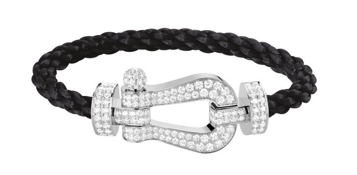 Force 10 Bracelet XL white gold and diamonds. ©Fred