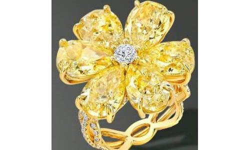 Rahaminov Diamonds unveil new fancy diamond floral rings