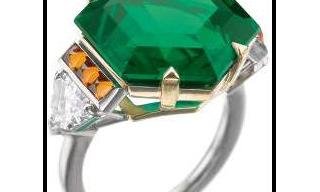 A Muzo emerald has reached world auction record price