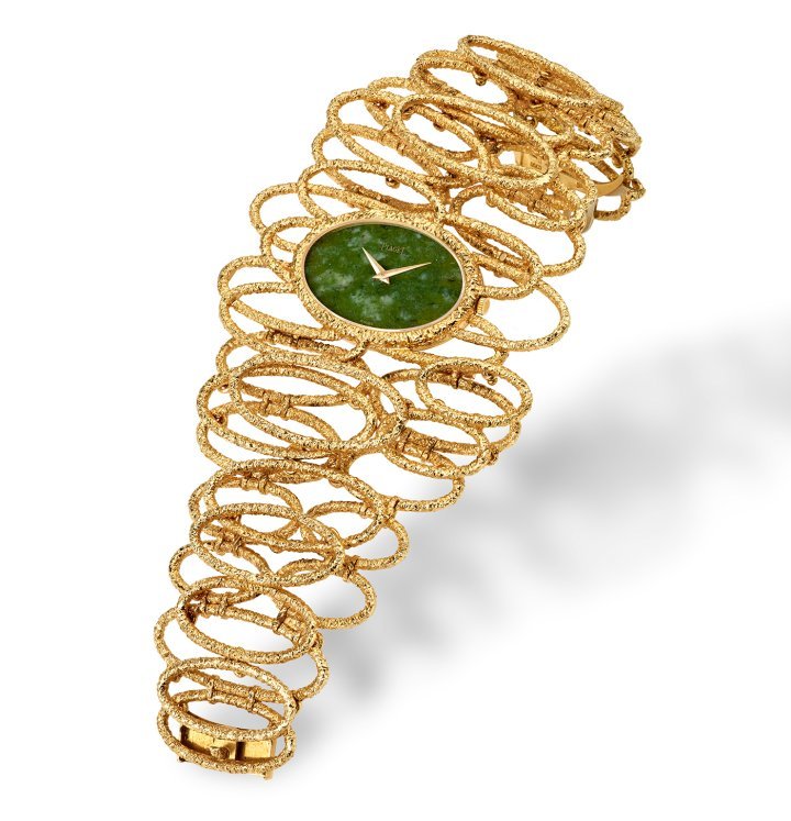 Piaget jewellery cuff-watch formerly owned by Elizabeth Taylor. Yellow gold and jade. Manufacture 9P ultra-thin hand-wound movement. 1971. Piaget Private Collection.
