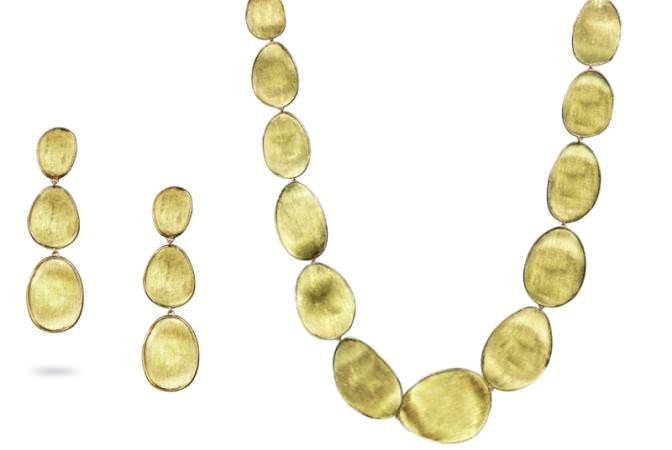 Lunaria earrings hand-engraved in 18kt yellow gold & necklace hand-engraved in 18kt yellow gold & 