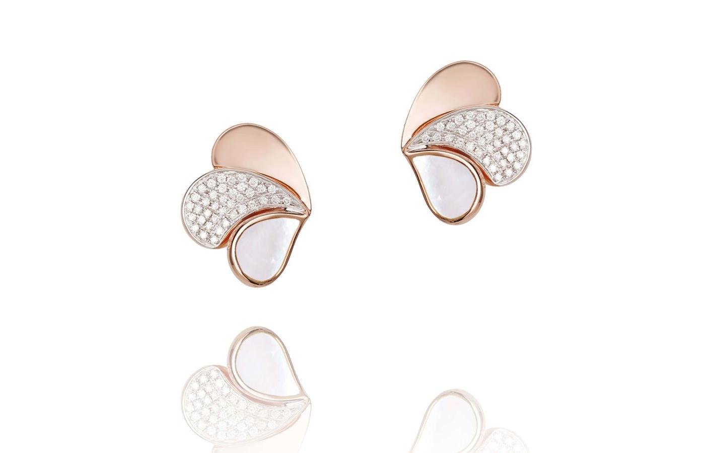 Earrings by Elke Berr