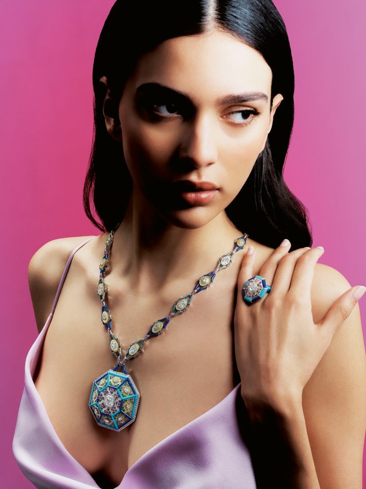 The Wheel of Colour necklace is an homage to the complexity of Bahia Palace's ceilings in Marrakesh. ©Boghossian