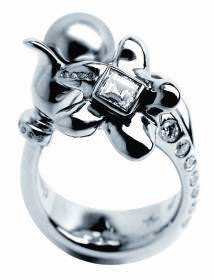 Award-winning “After the Rain” ring in palladium, pearl, and diamonds.