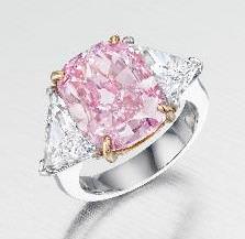  Fancy Intense Purple-Pink diamond ring