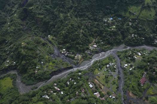 Muzo region and the Rio Minero river (photo: Serge Sibert).