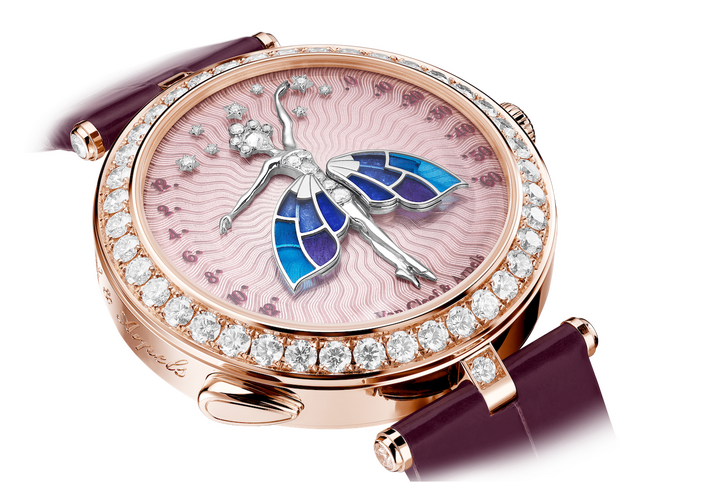 Born in 2013 and winner of the Lady's Complication Prize at the GPHG the same year, the Lady Arpels Ballerine Enchantée reflects one of the brand's major sources of inspiration: dance. On demand, the figure indicates the hours and minutes by raising its arms.