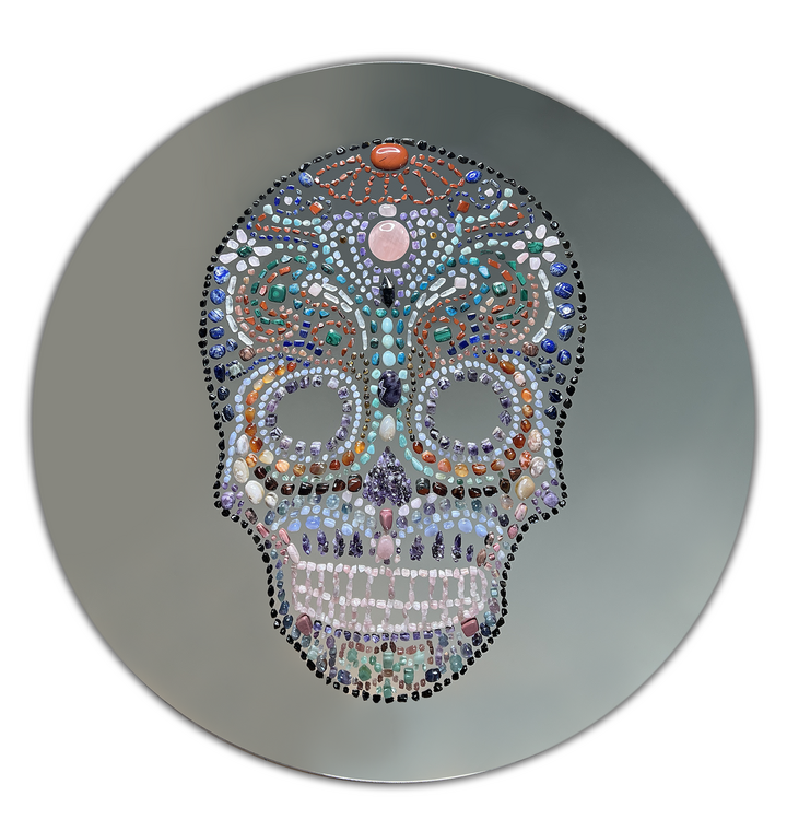 The remarkable mirror created with the Geneva-based interior designer Aline Erbeia